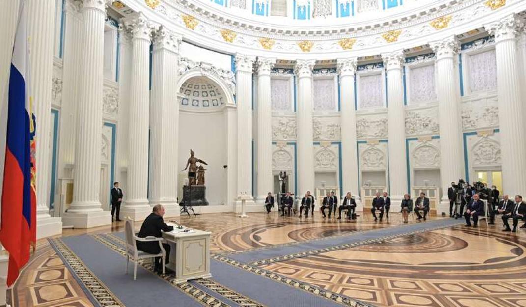 Raam op Rusland: veiligheidsraad 21 februari 2022 Meeting of the Russian Security Council on the eve of the launch of the ‘special military operation’ in February 2022. Photo Kremlin.ru 