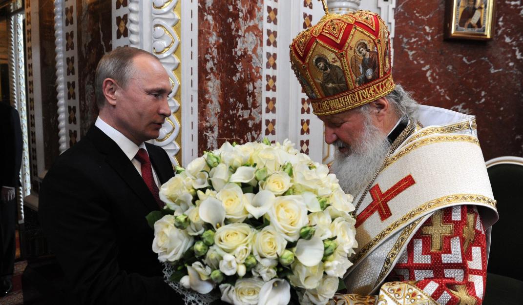 Vladimir Putin and Patriarch Kirill at the Easter service in the Cathedral of Christ the Saviour, Moscow, 1 May 2016. Photo: kremlin.ru via Wikimedia Commons, CC BY 4.0