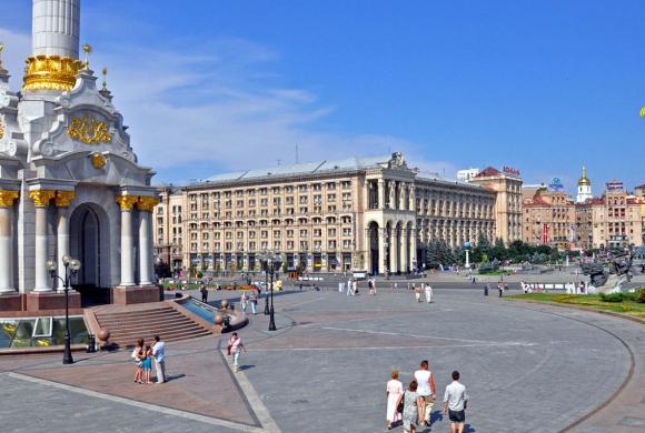 NieuwWij: Het Plein van de Onafhankelijkheid in Kiev. Wikimedia